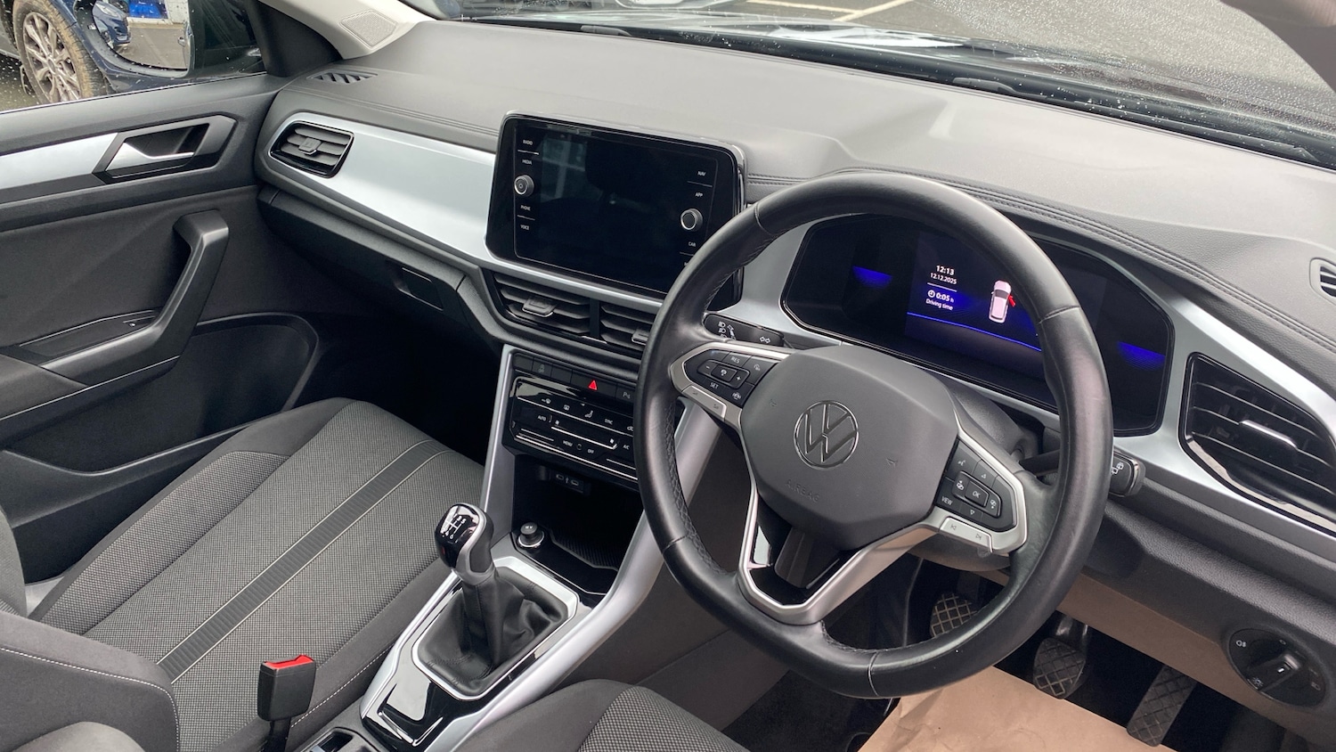 Used Volkswagen T-Roc 2023 for sale - 77005827: Photo 11