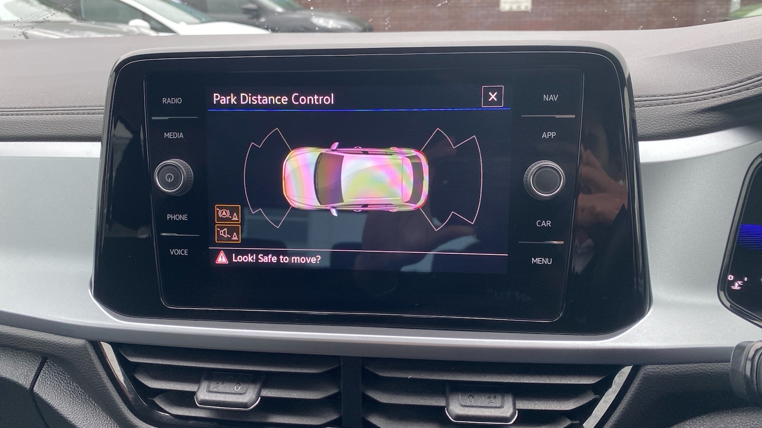 Used Volkswagen T-Roc 2023 for sale - 77005827: Photo 33