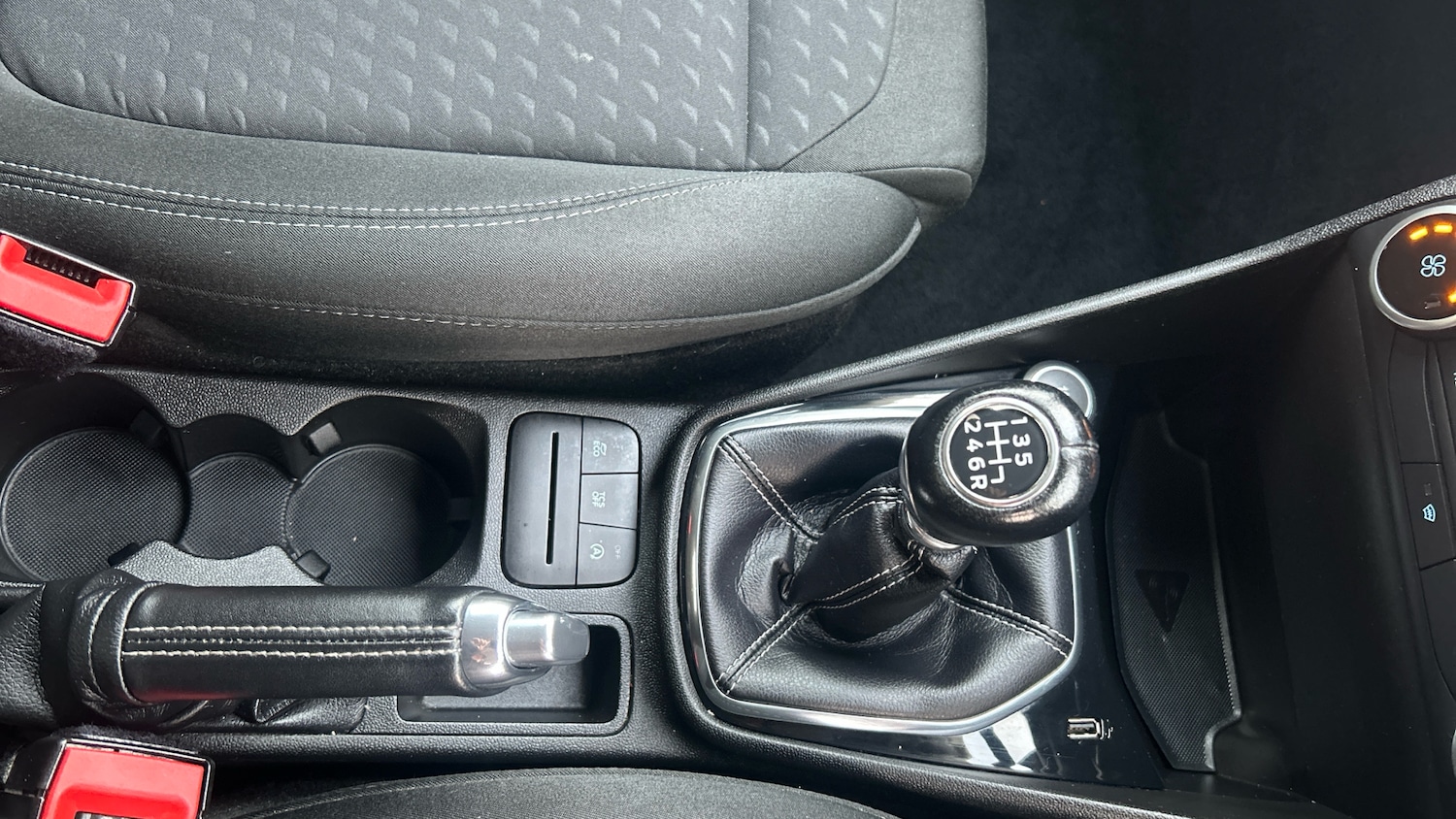 Used Ford Fiesta 2018 for sale - 77112863: Photo 13