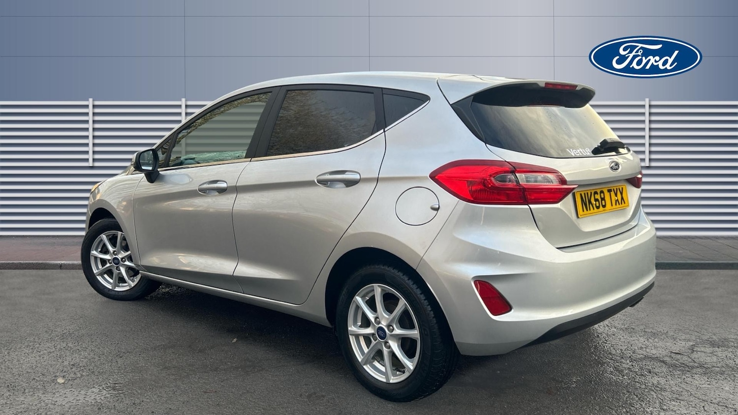 Used Ford Fiesta 2018 for sale - 77112863: Photo 2