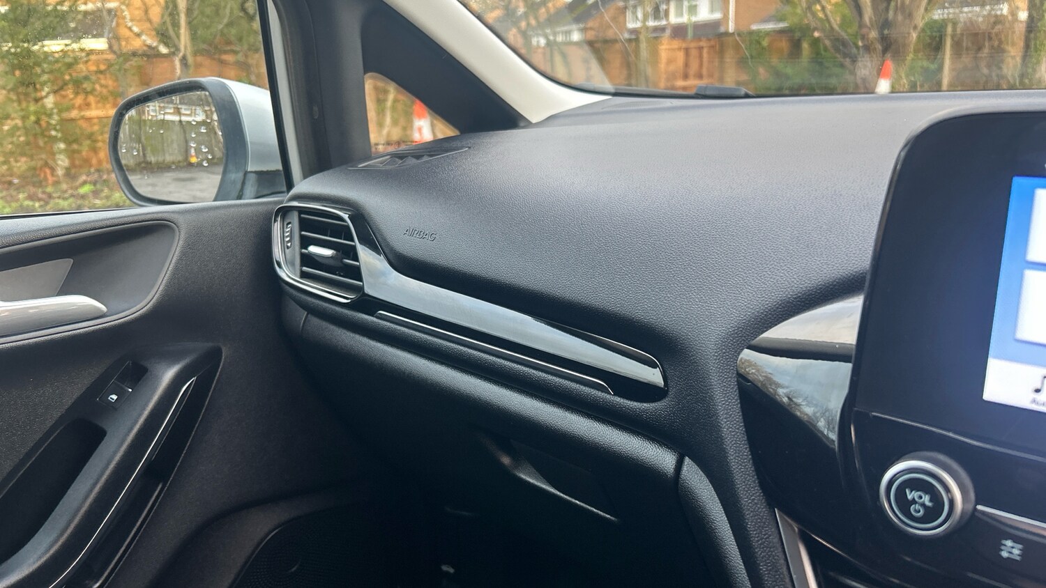 Used Ford Fiesta 2018 for sale - 77112863: Photo 31