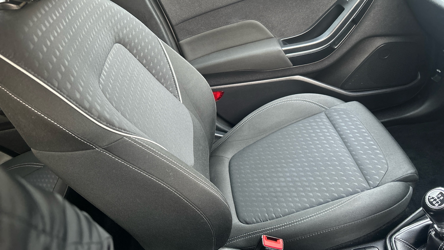 Used Ford Fiesta 2018 for sale - 77112863: Photo 32