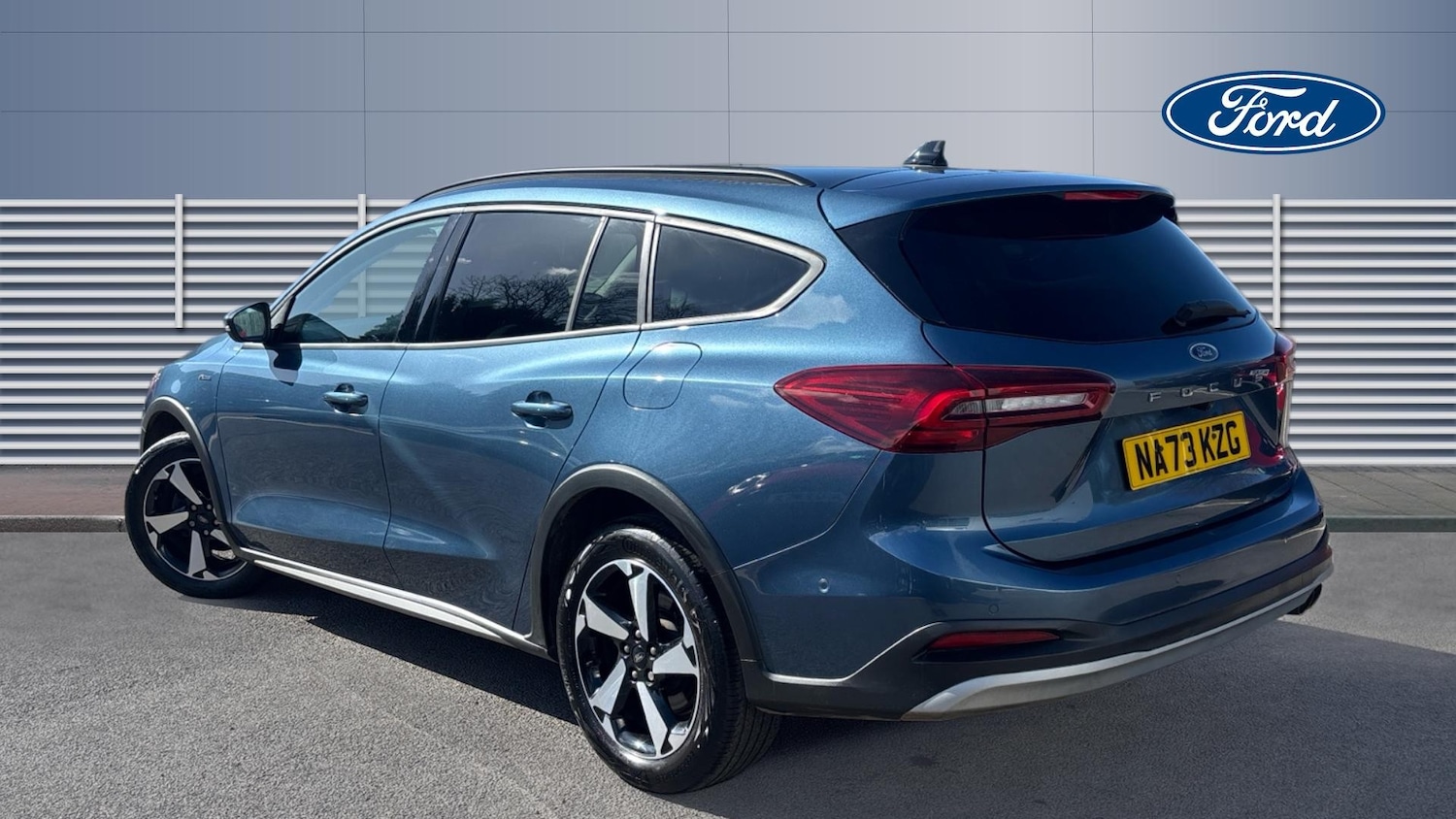 Used Ford Focus 2023 for sale - 78109094: Photo 2