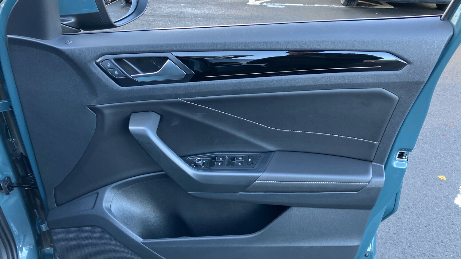 Used Volkswagen T-Roc 2025 for sale - 77591883: Photo 19