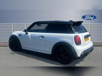 Used MINI Cooper 2024 for sale - 75241695: Photo