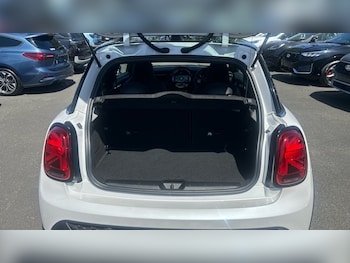 Used MINI Cooper 2024 for sale - 75241695: Photo