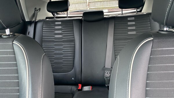 Used Kia Stonic 2021 for sale - 76102815: Photo 15
