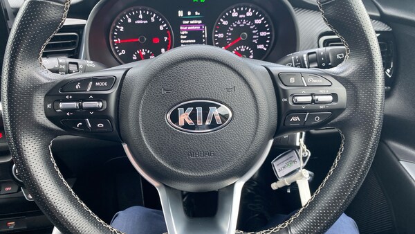 Used Kia Stonic 2021 for sale - 76102815: Photo 29