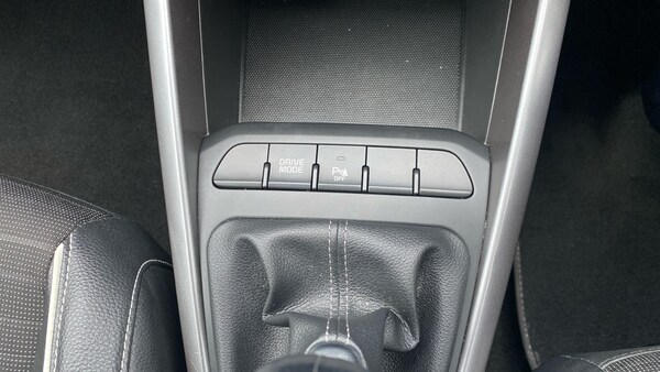 Used Kia Stonic 2021 for sale - 76102815: Photo 33