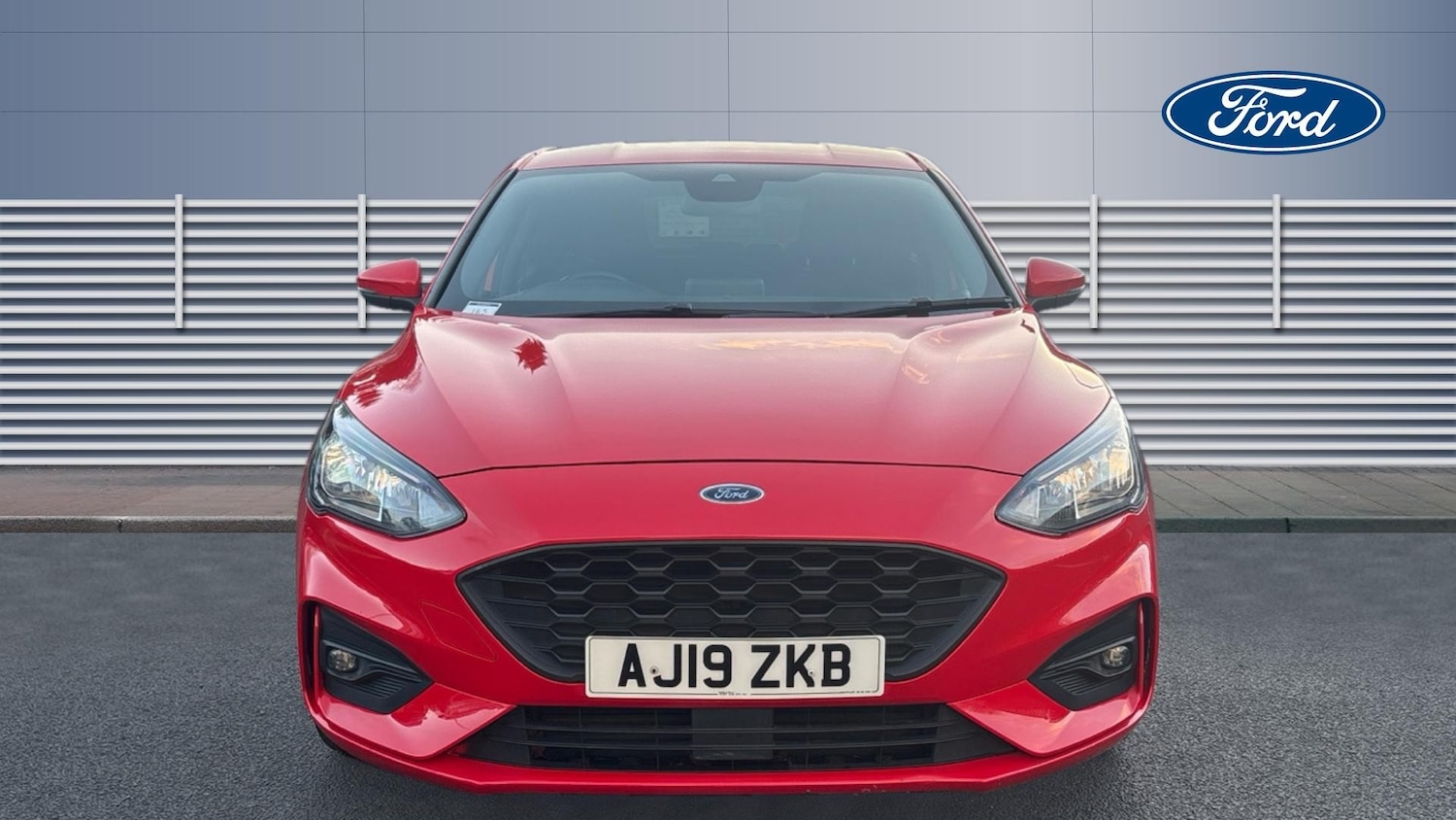 Used Ford Focus 2019 for sale - 76706240: Photo 3