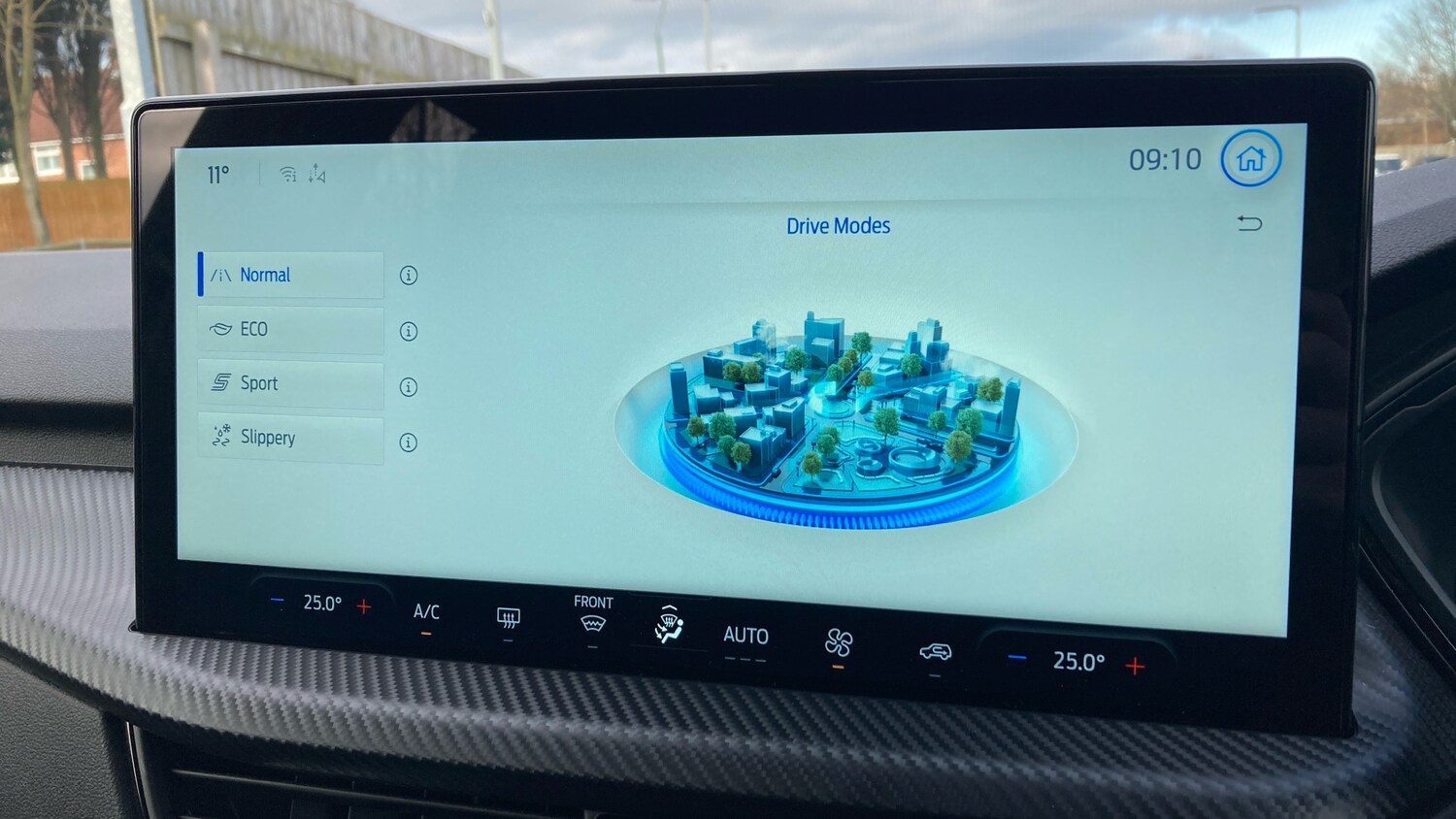 Used Ford Kuga 2025 for sale - 77962116: Photo 32