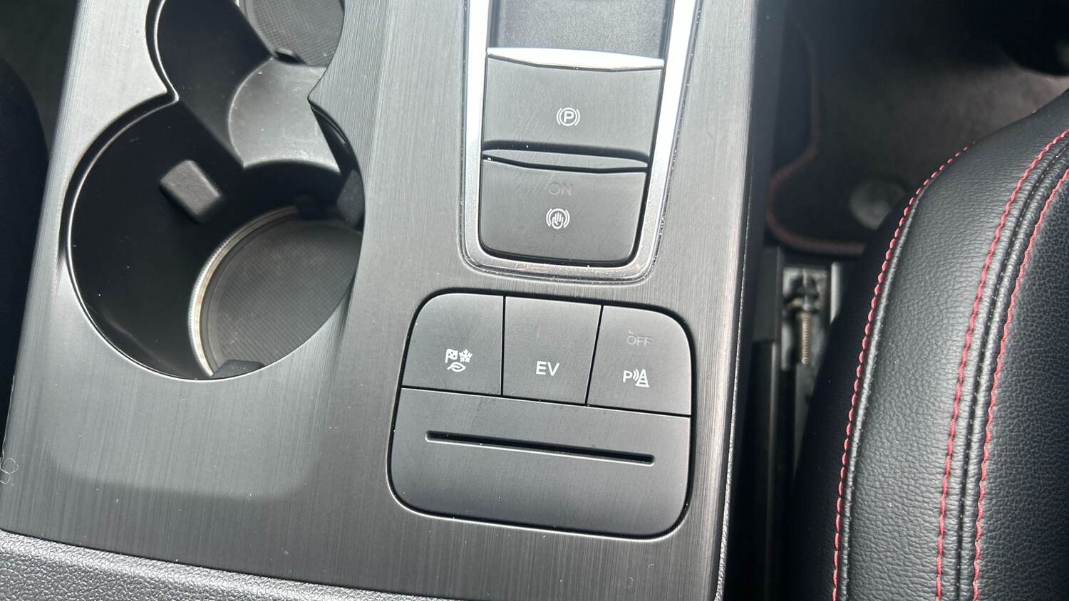 Used Ford Kuga 2023 for sale - 76321685: Photo 44