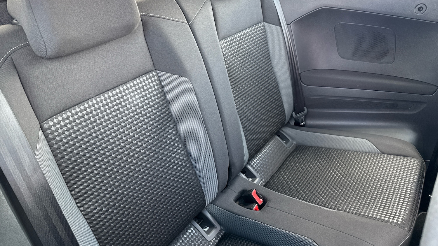 Used Volkswagen T-Roc 2021 for sale - 76332707: Photo 16