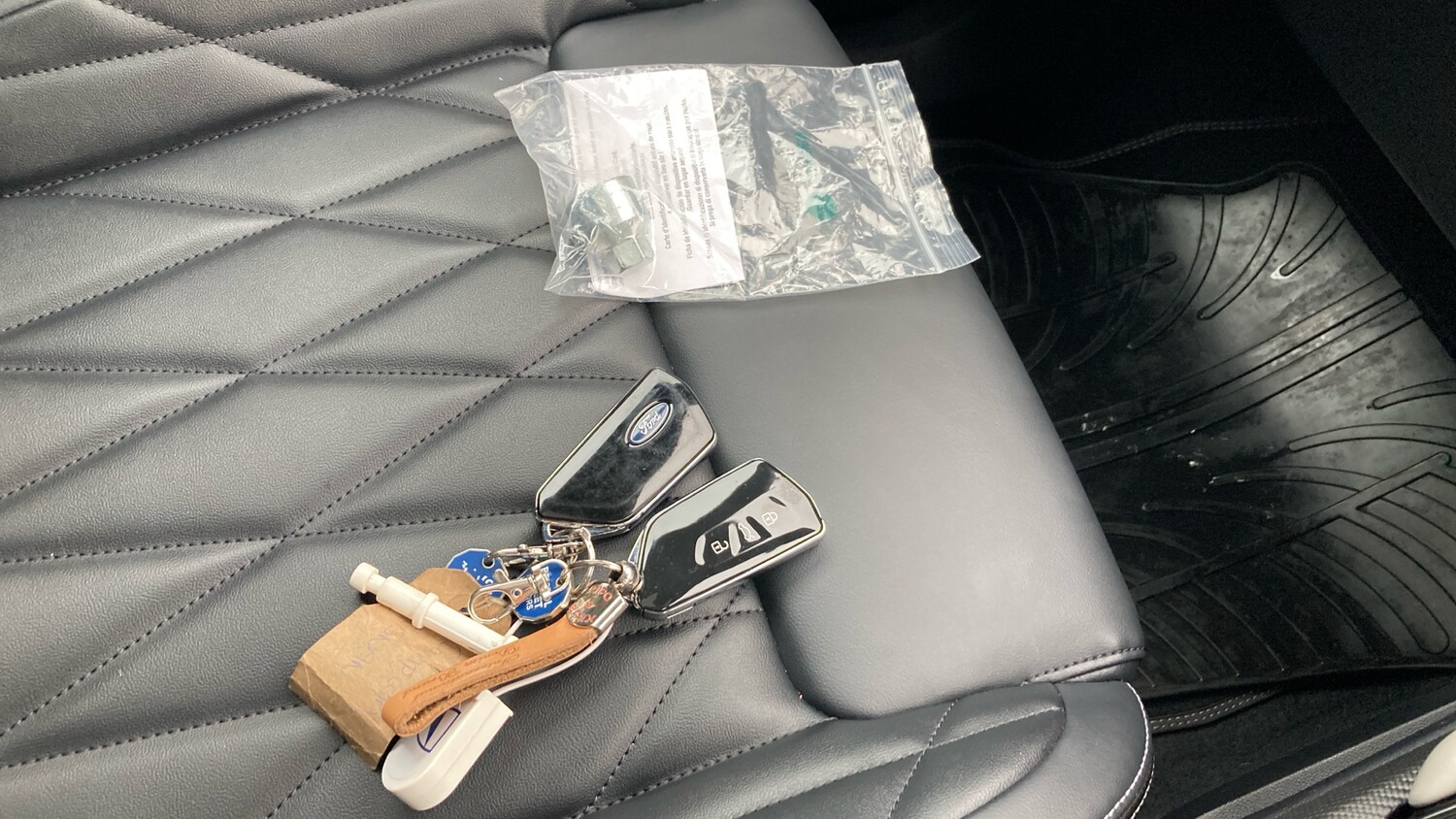 Used Ford Explorer 2024 for sale - 77616090: Photo 19