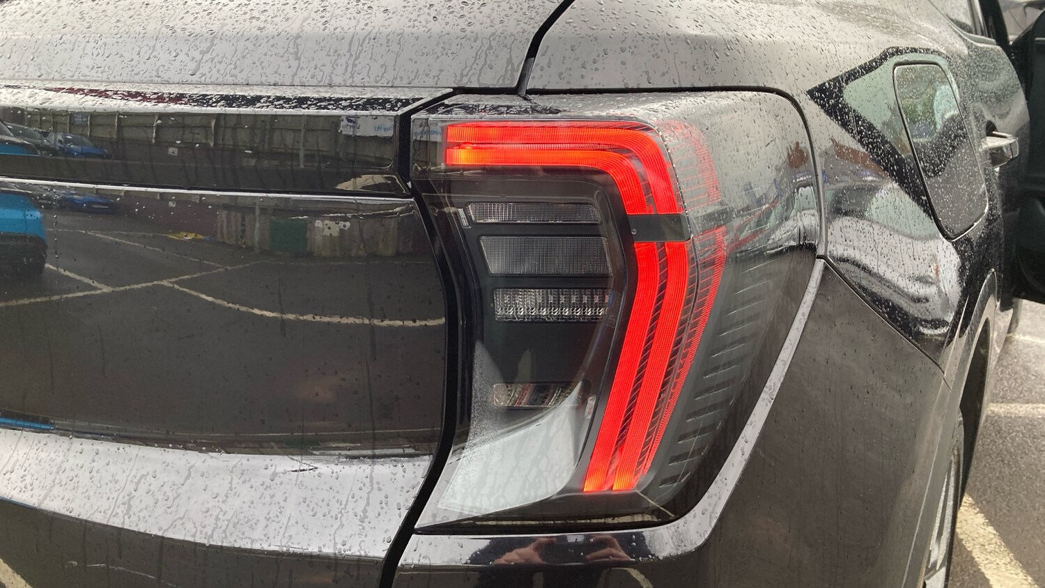 Used Ford Explorer 2024 for sale - 77616090: Photo 22