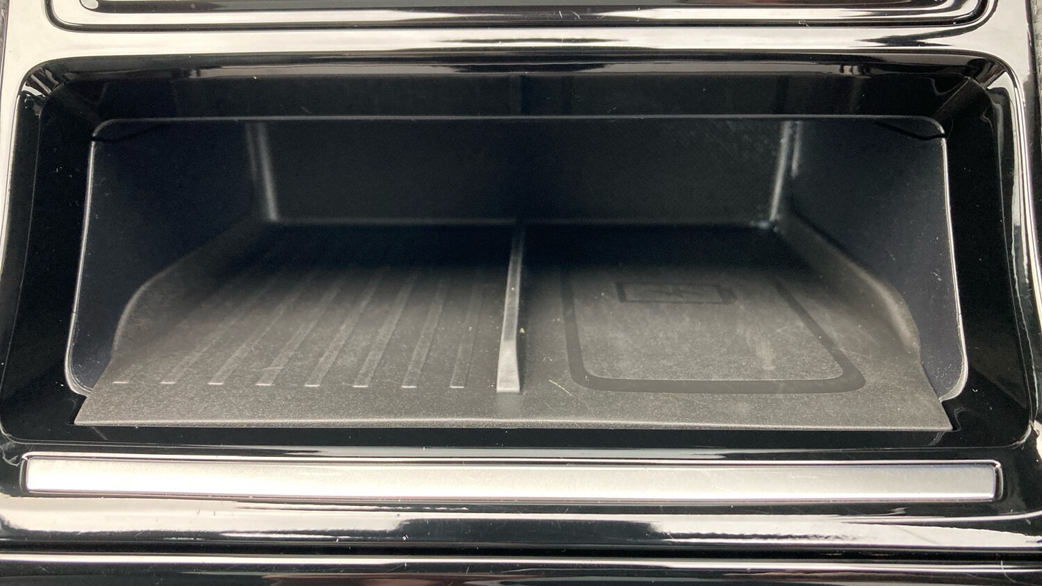 Used Ford Explorer 2024 for sale - 77616090: Photo 38