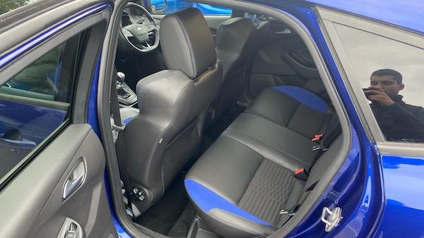 Used Ford Focus 2015 for sale - 76102816: Photo 16