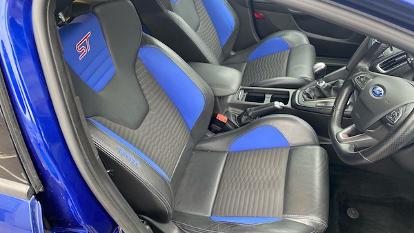 Used Ford Focus 2015 for sale - 76102816: Photo 26