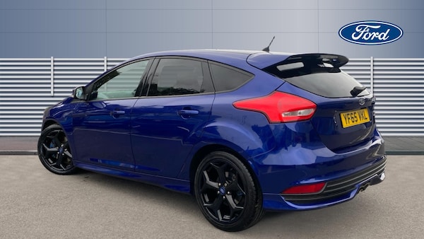 Used Ford Focus 2015 for sale - 76102816: Photo 2