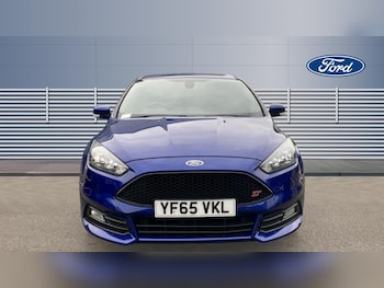 Used Ford Focus 2015 for sale - 76102816: Photo 3
