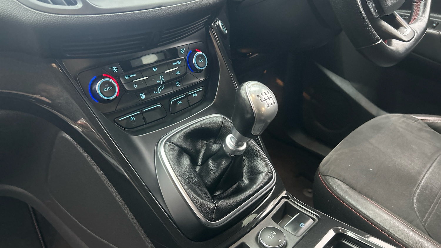 Used Ford Kuga 2019 for sale - 76922343: Photo 13