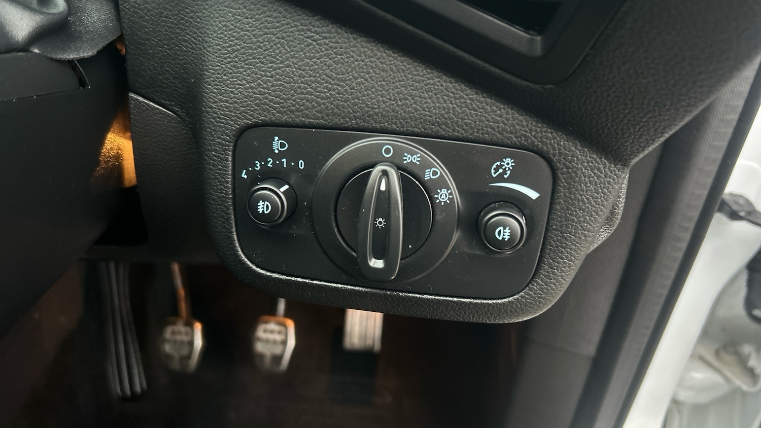 Used Ford Kuga 2019 for sale - 76922343: Photo 27