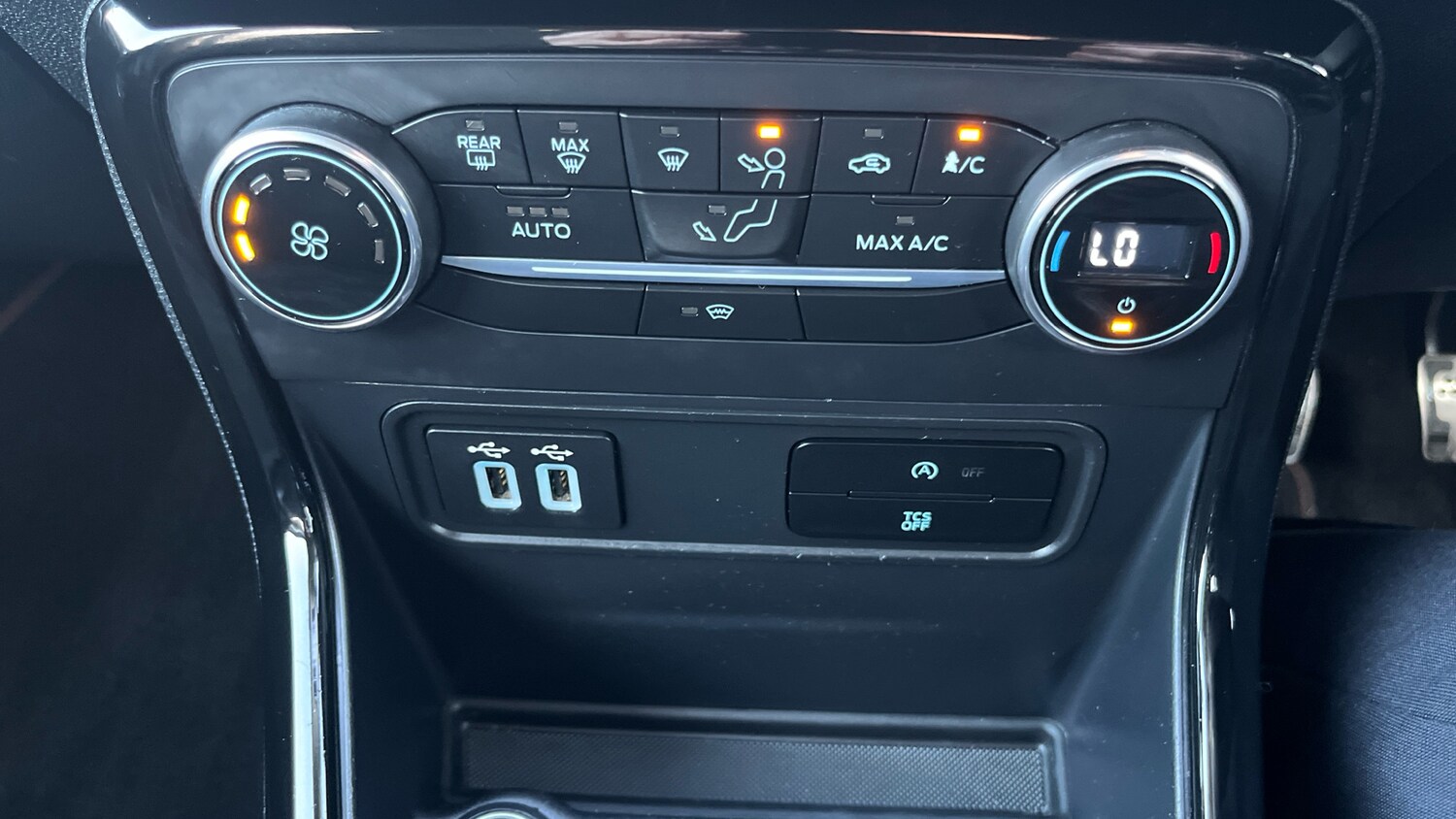 Used Ford Ecosport 2018 for sale - 76877339: Photo 26