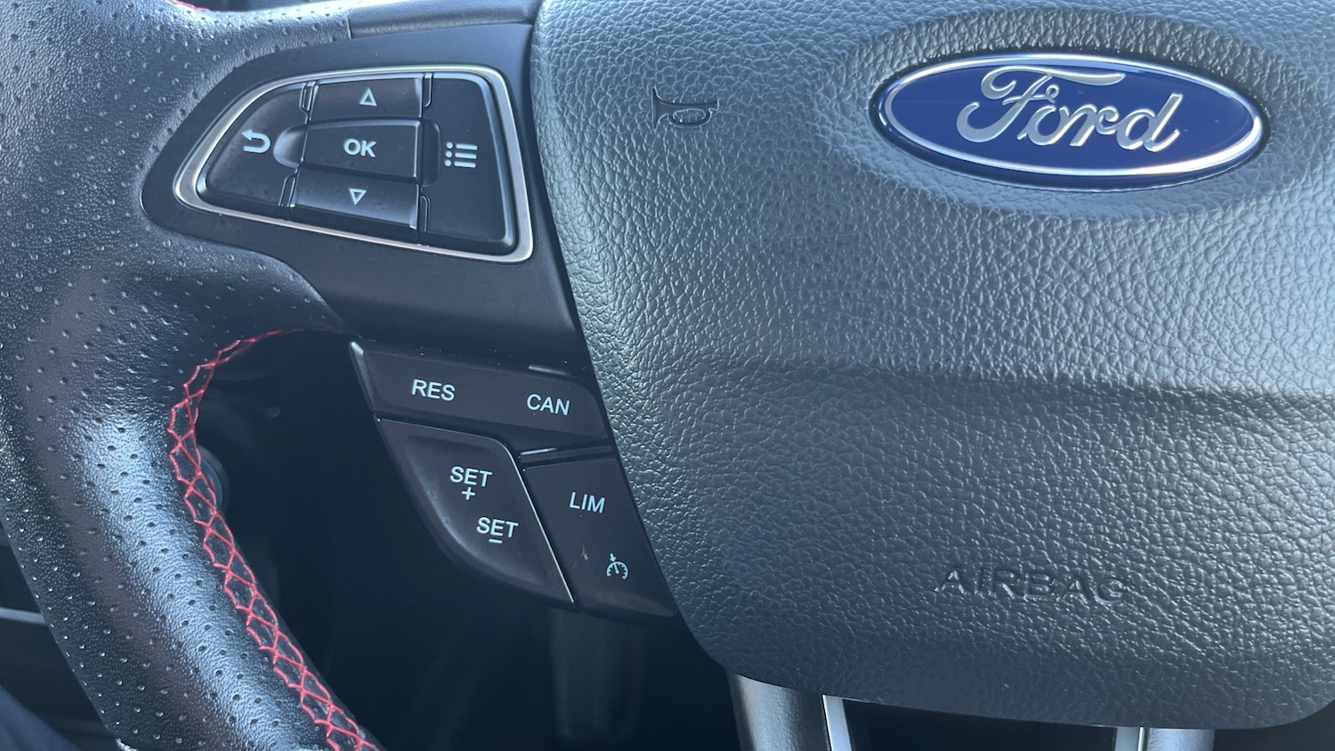 Used Ford Ecosport 2018 for sale - 76877339: Photo 27