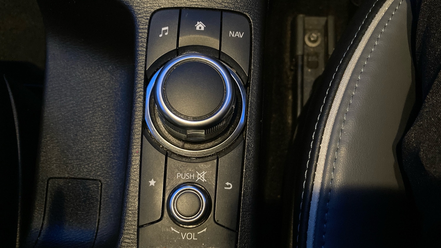 Used Mazda Mazda2 2022 for sale - 77398249: Photo 33