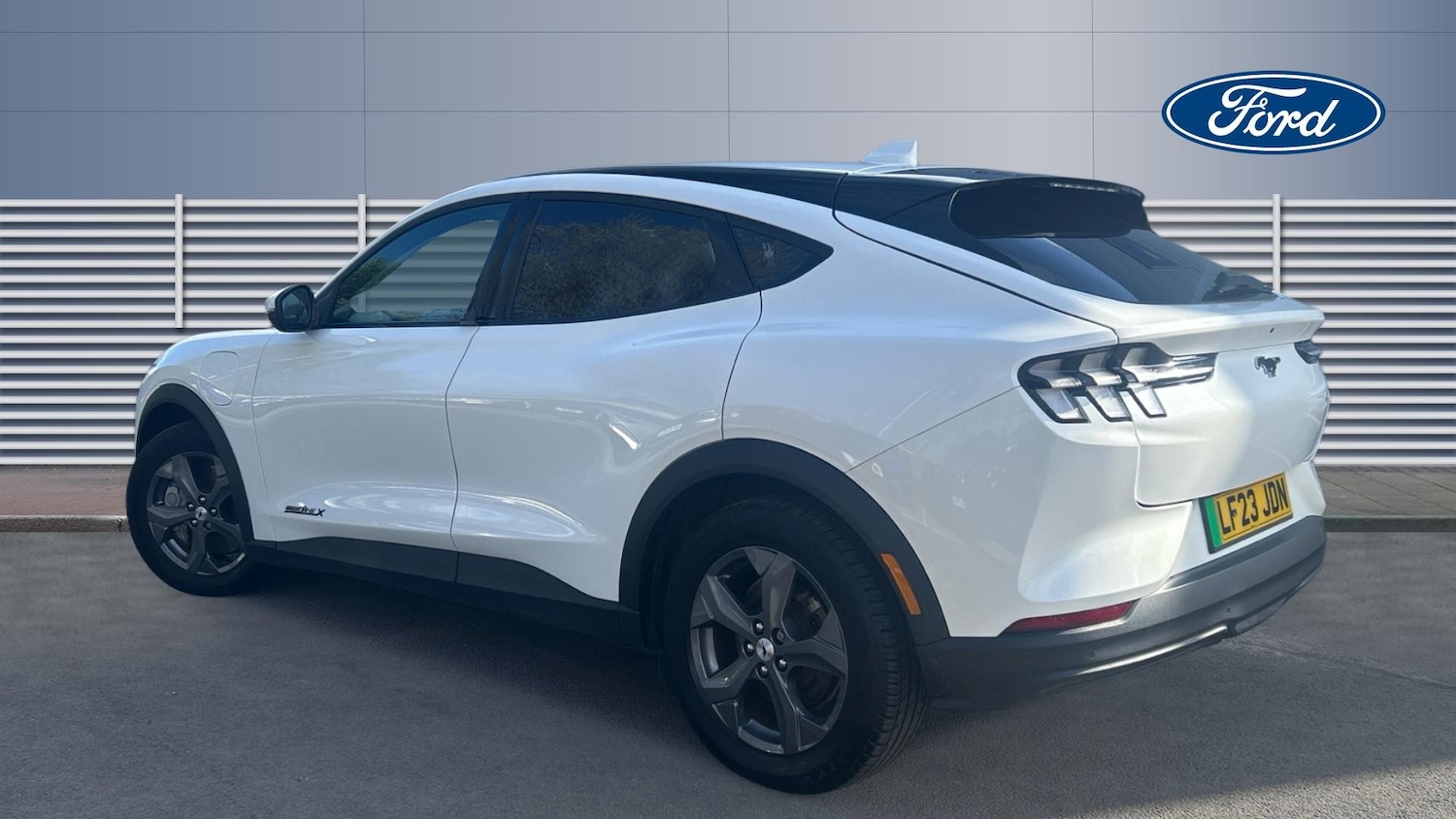 Used Ford Mustang Mach-E 2023 for sale - 77930490: Photo 2