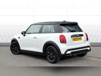 Used MINI Hatch 2023 for sale - 79081437: Photo