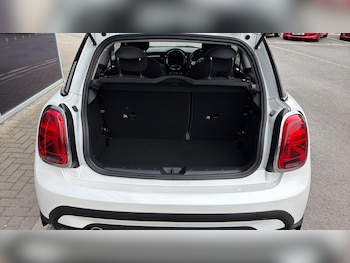 Used MINI Hatch 2023 for sale - 79081437: Photo