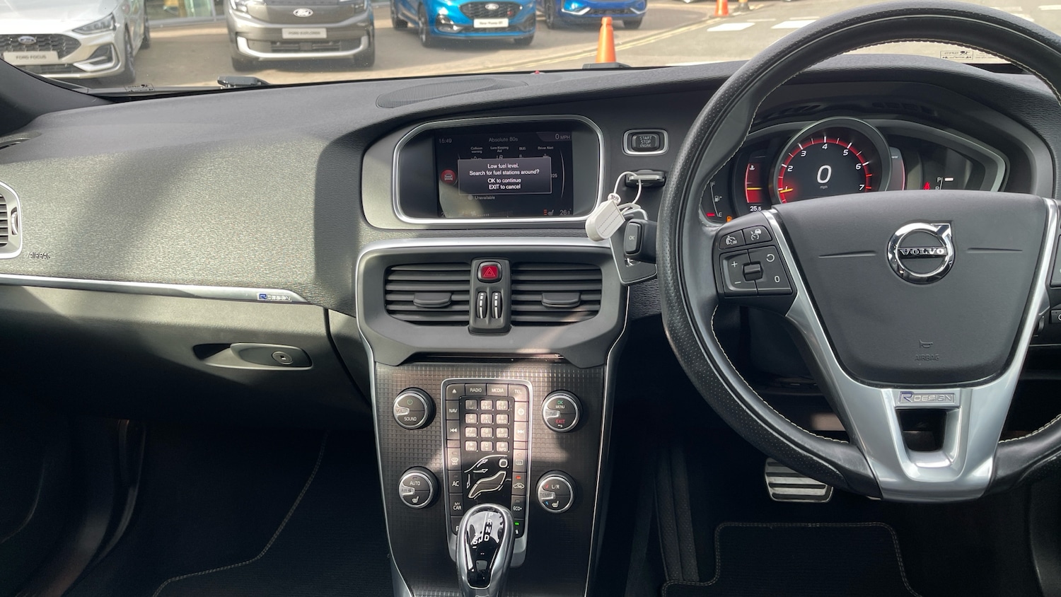 Used Volvo V40 2018 for sale - 76127969: Photo 14