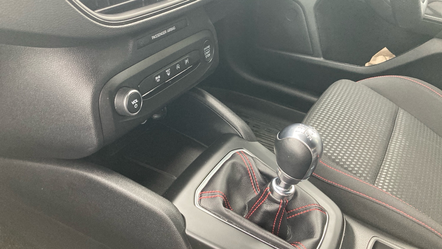 Used Ford Focus 2024 for sale - 78077520: Photo 13