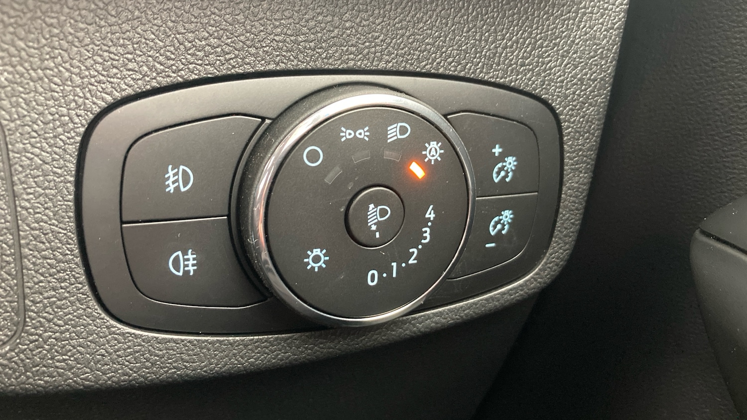 Used Ford Focus 2024 for sale - 78077520: Photo 21