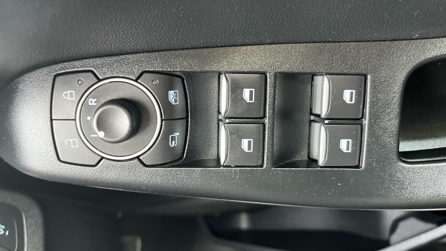 Used Ford Puma 2023 for sale - 76696896: Photo 28