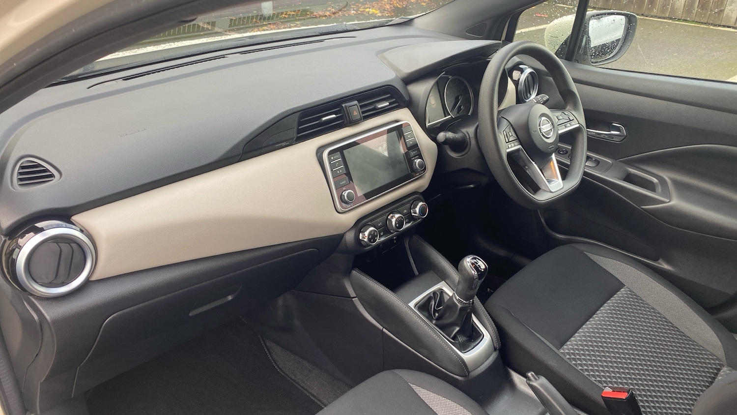 Used Nissan Micra 2022 for sale - 76493637: Photo 9