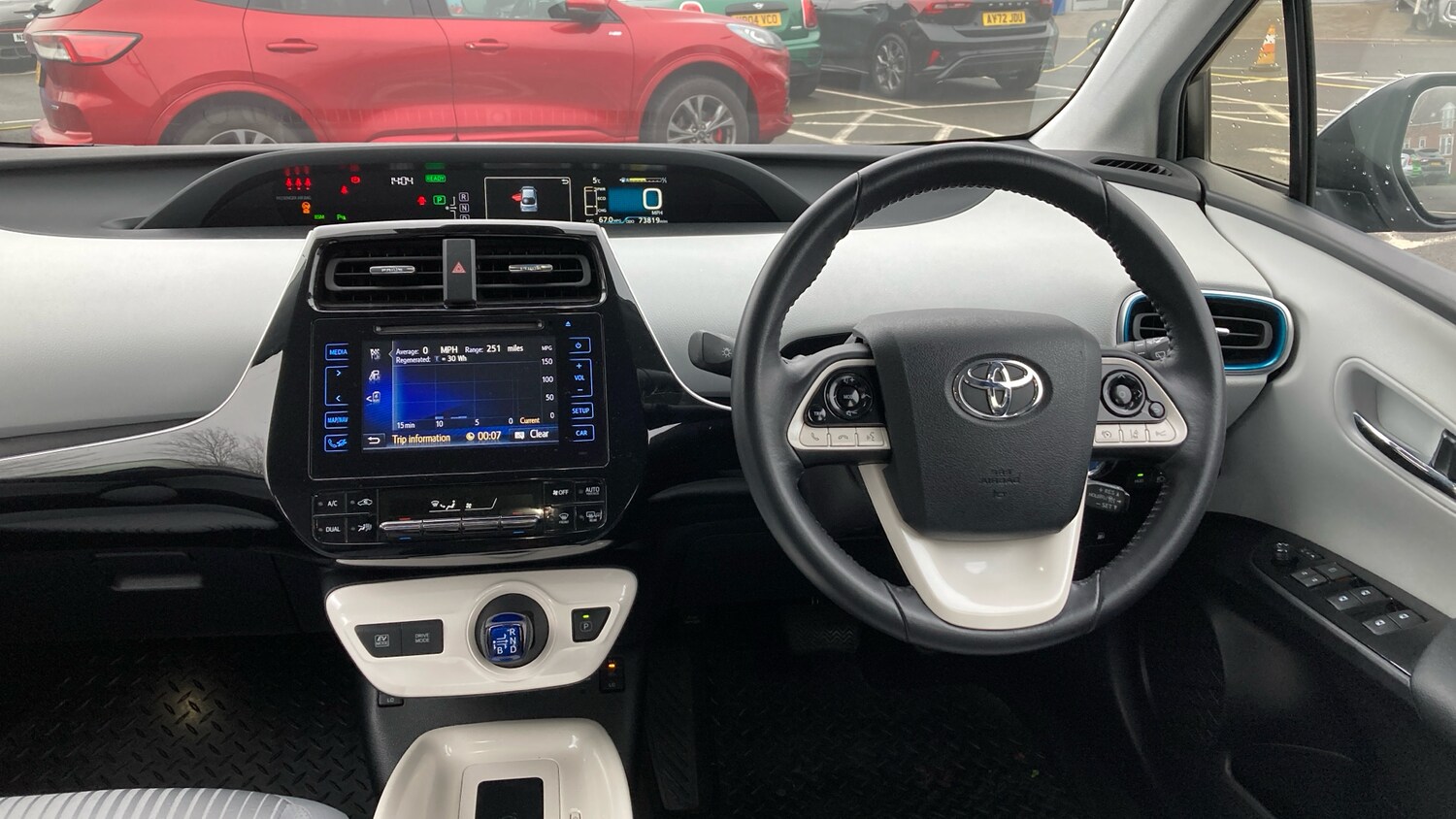 Used Toyota Prius 2018 for sale - 77363256: Photo 10