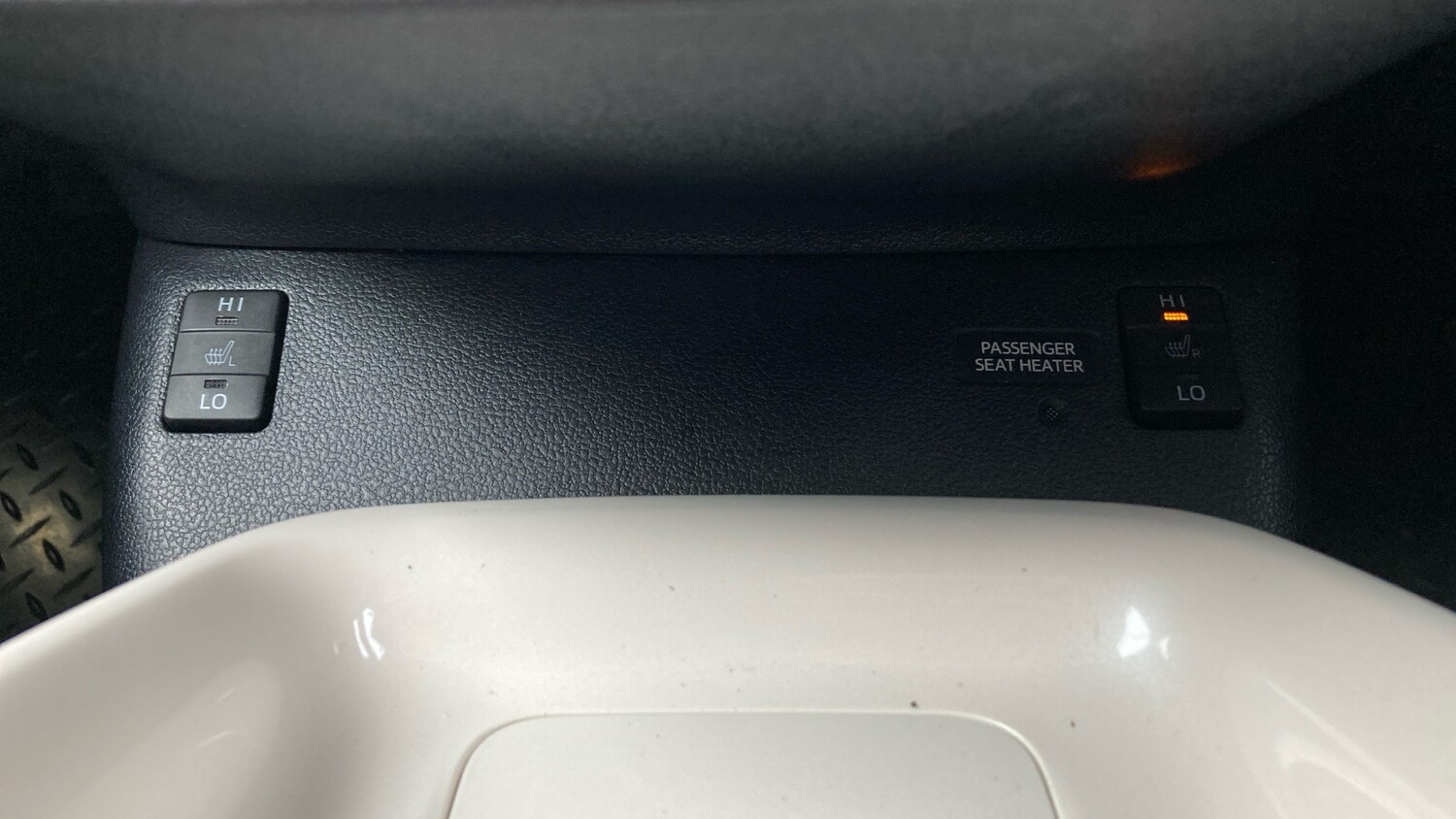 Used Toyota Prius 2018 for sale - 77363256: Photo 41