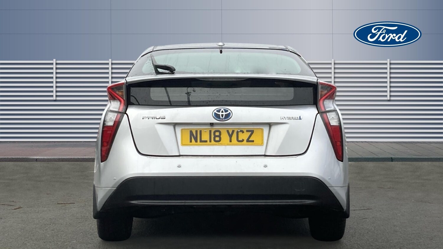 Used Toyota Prius 2018 for sale - 77363256: Photo 6