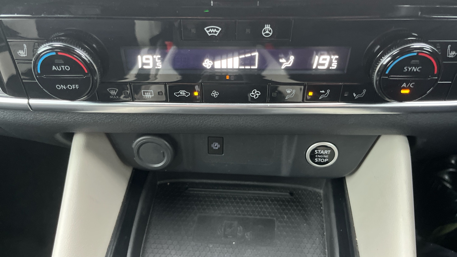 Used Nissan Qashqai 2022 for sale - 77104519: Photo 25