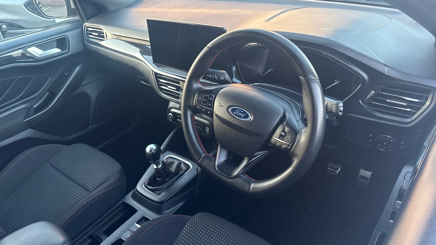 Used Ford Focus 2023 for sale - 77777476: Photo 11