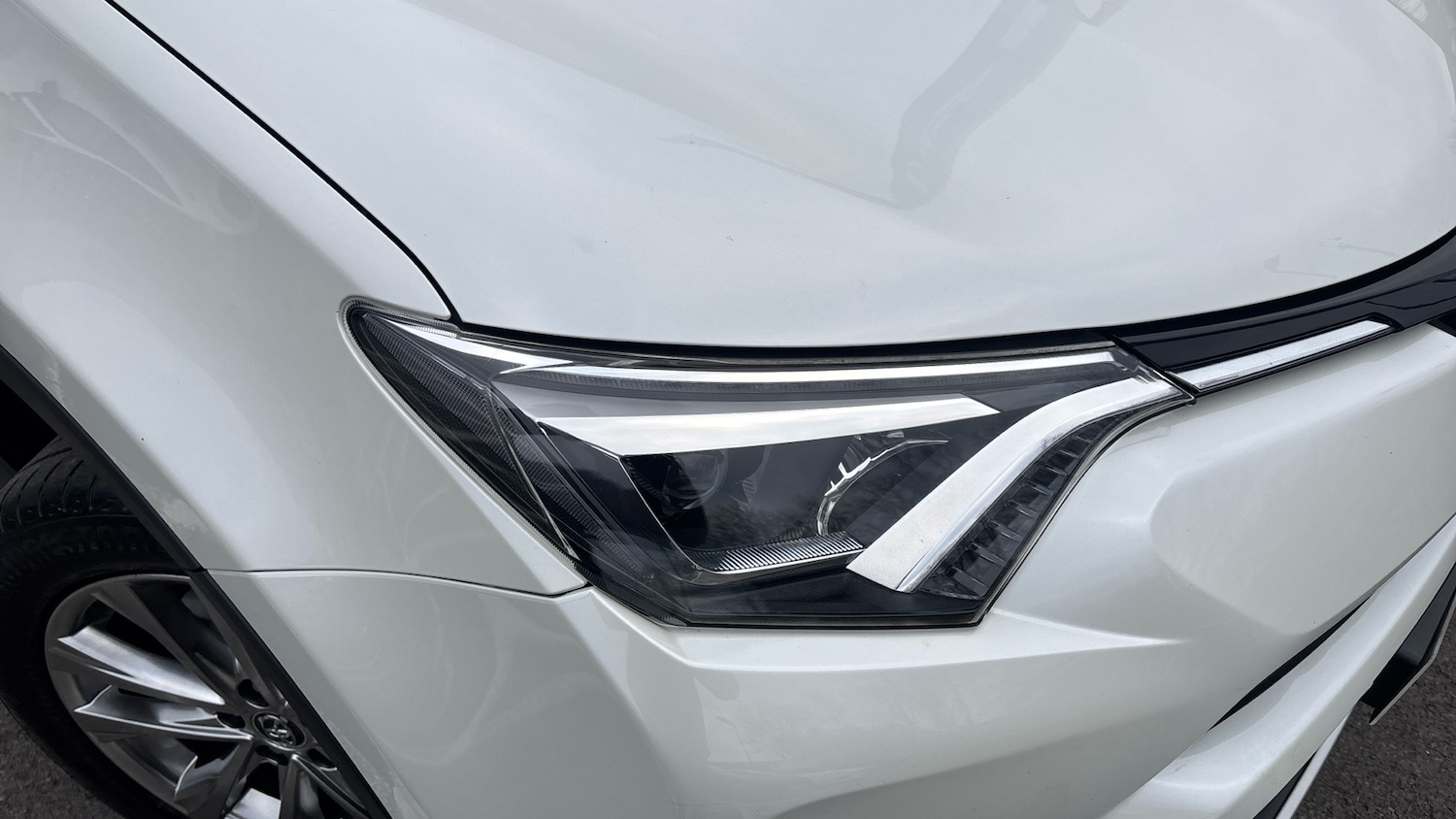 Used Toyota RAV4 2017 for sale - 77048010: Photo 22