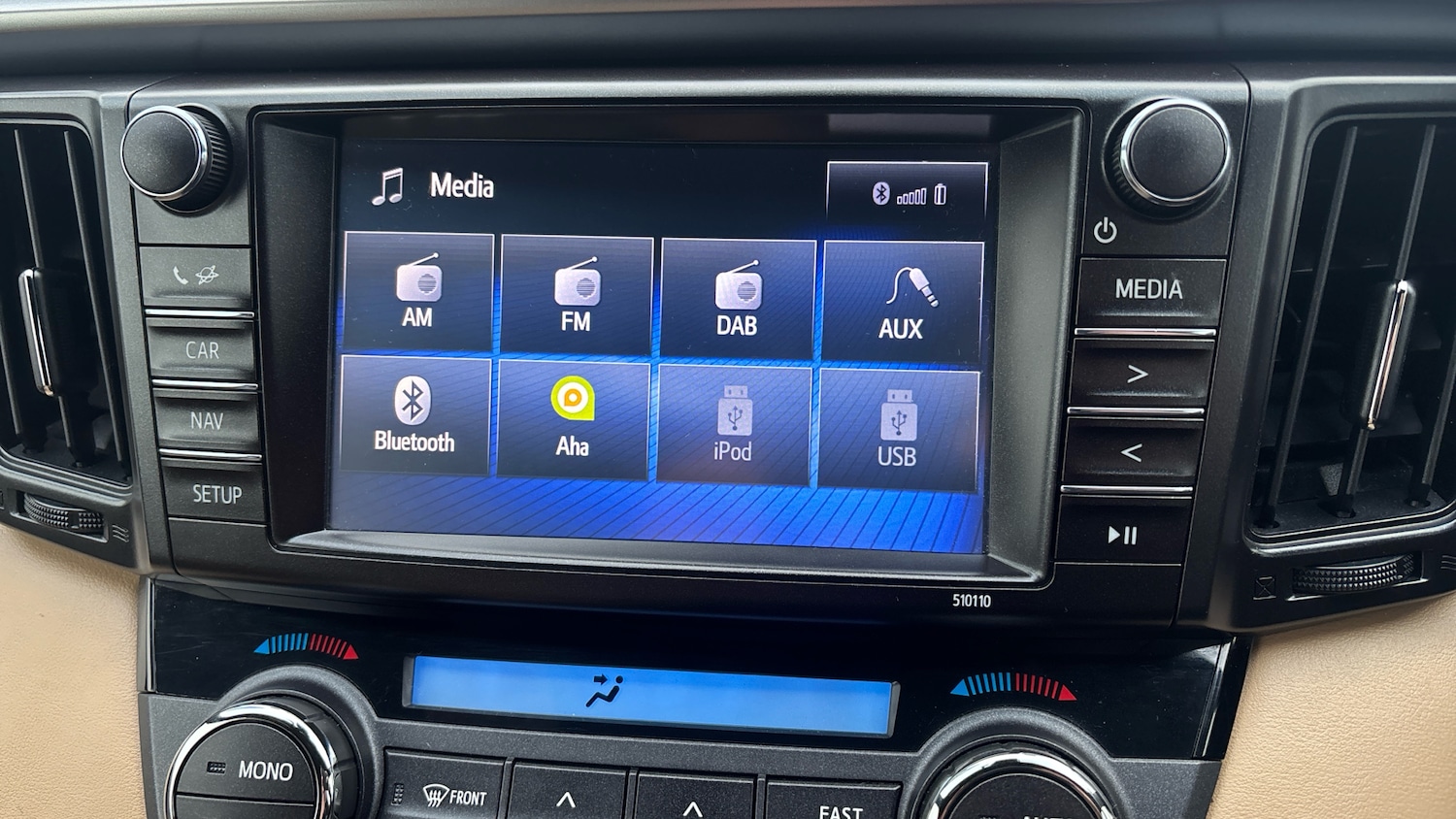 Used Toyota RAV4 2017 for sale - 77048010: Photo 42