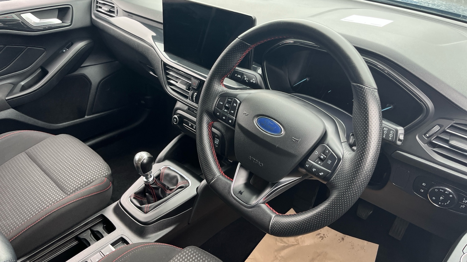 Used Ford Focus 2023 for sale - 77789052: Photo 11