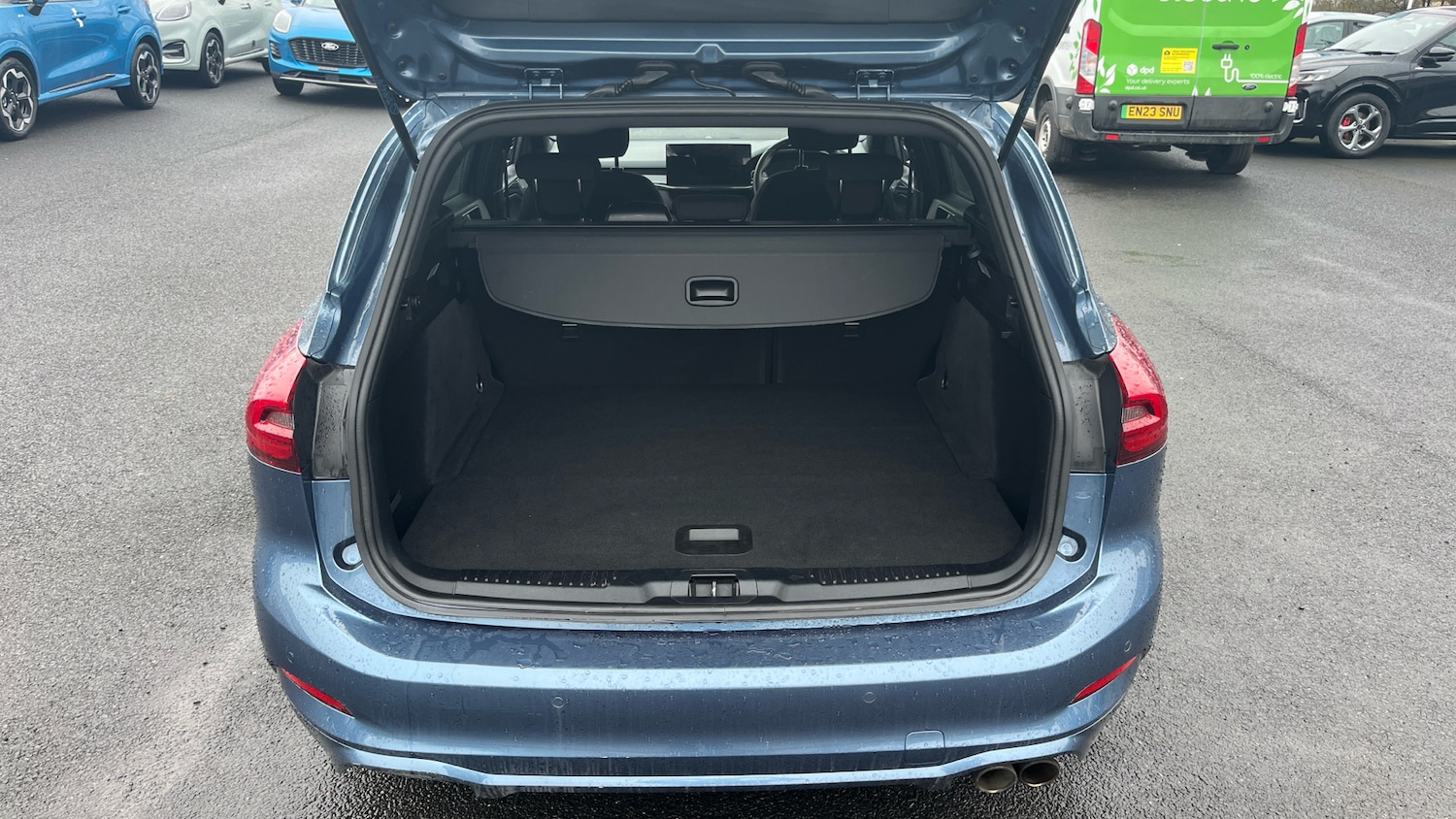 Used Ford Focus 2023 for sale - 77789052: Photo 4