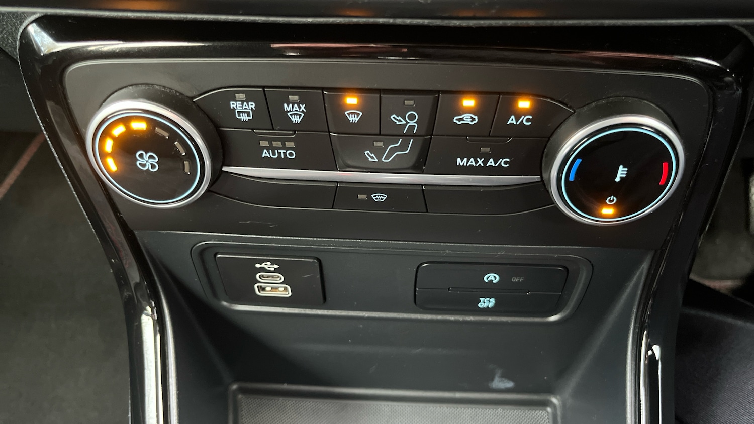 Used Ford Ecosport 2022 for sale - 76807399: Photo 25