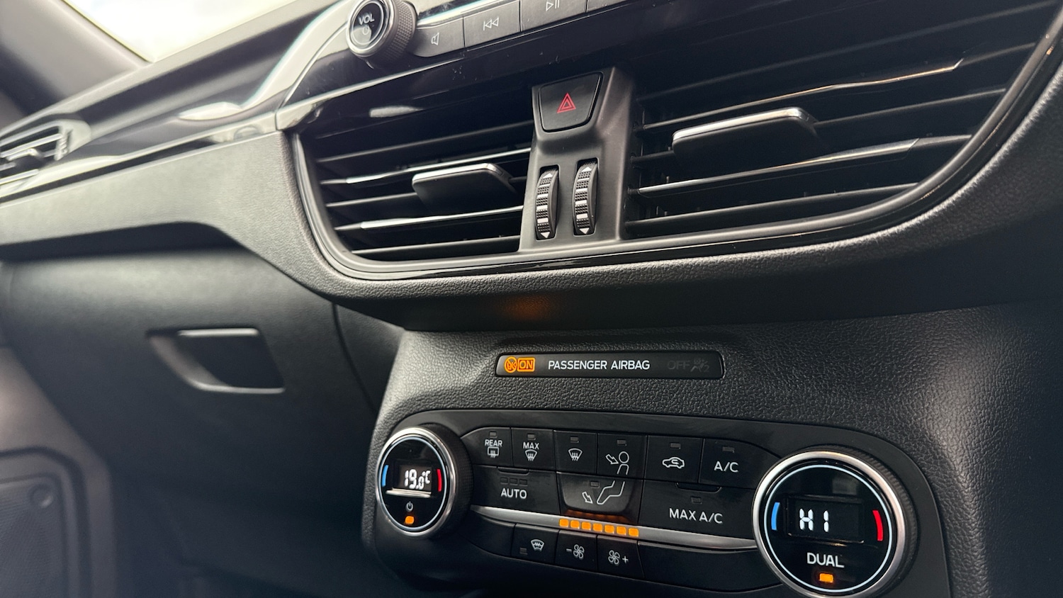 Used Ford Kuga 2022 for sale - 76161880: Photo 24