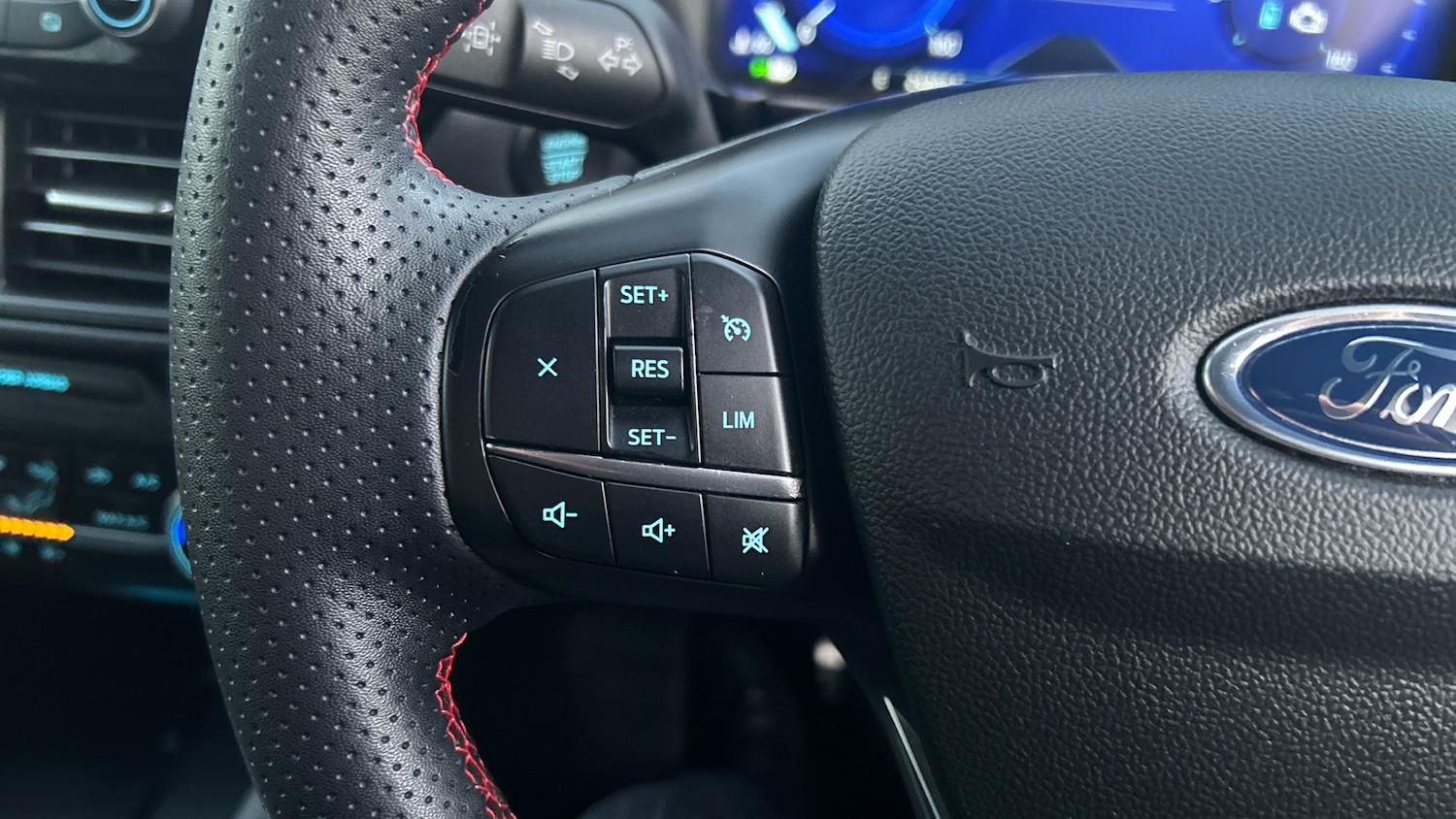 Used Ford Kuga 2022 for sale - 77011864: Photo 32