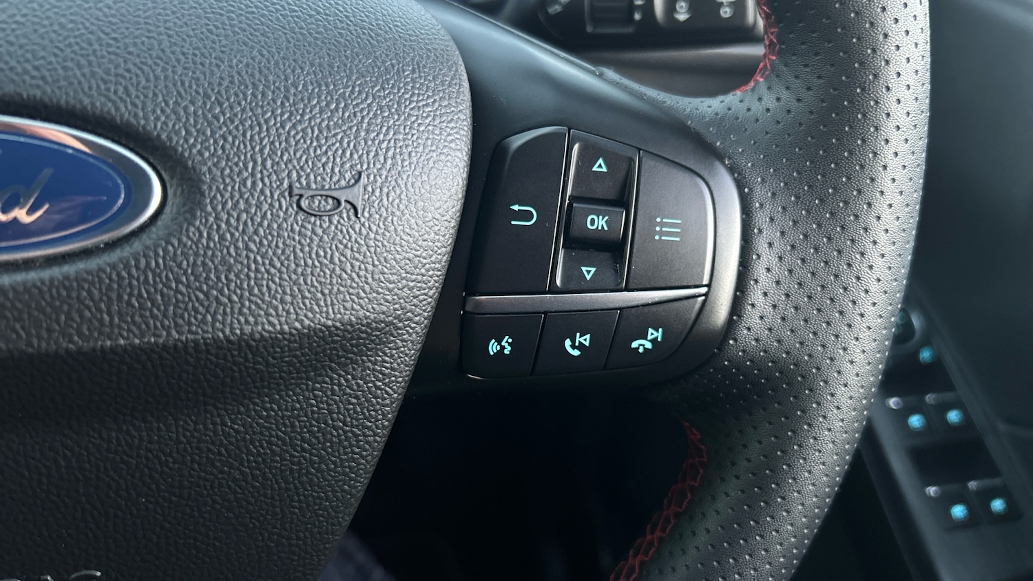 Used Ford Kuga 2022 for sale - 77011864: Photo 33